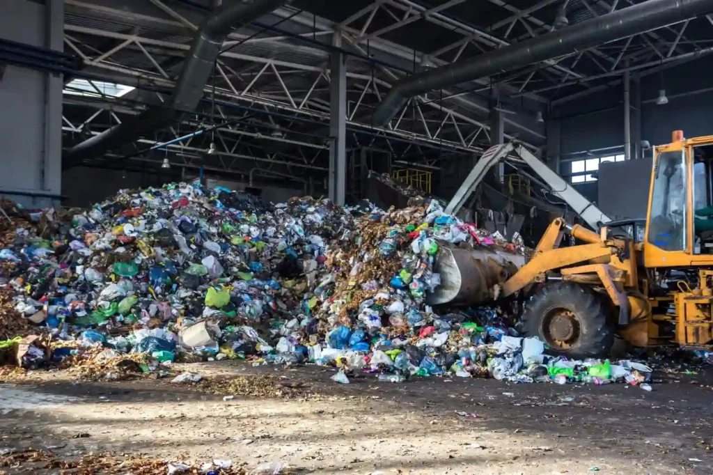 Ile odpadów wytwarzają Polacy – odpady komunalne w instalacji zagospodarowania odpadów